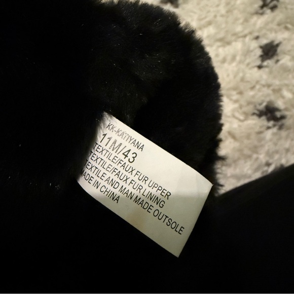 Kelly & Katie Katiyana Suede Boots - Picture 12 of 12